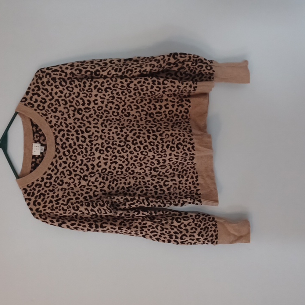 Womens cheetah print sweater